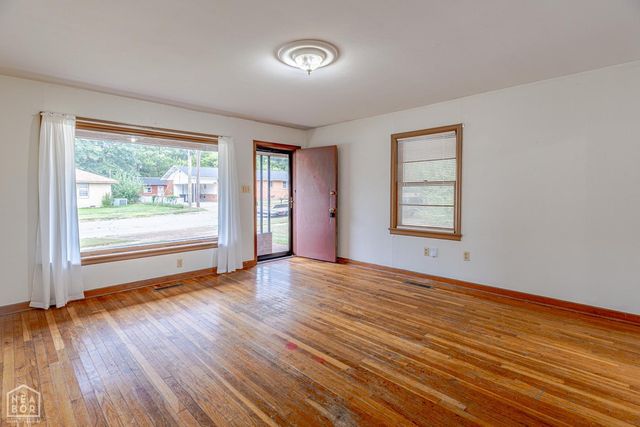 1318 Pardew Street, Jonesboro, AR 72401