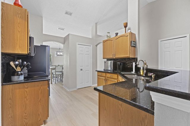 861 SE Cavern Avenue, Port St. Lucie, Port St Lucie, FL 34983