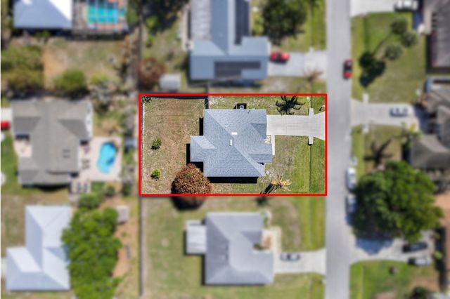 861 SE Cavern Avenue, Port St. Lucie, Port St Lucie, FL 34983