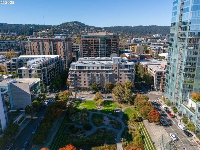 1130 Nw 12TH Ave 214, Portland, OR 97209