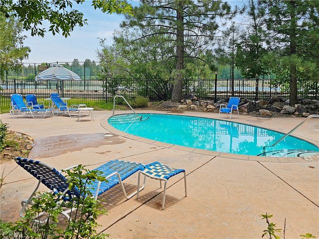 755 Cienega B, Big Bear Lake, CA 92315