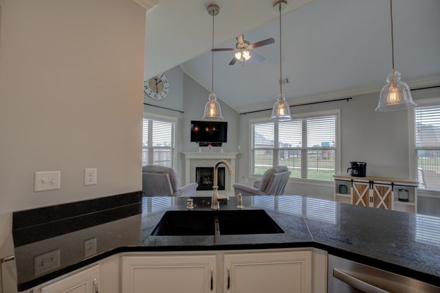 6374 RUTHERFORD CIR, Arlington, TN 38002