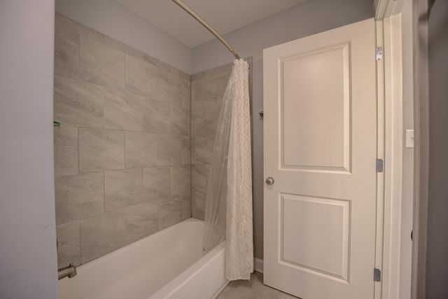 6374 RUTHERFORD CIR, Arlington, TN 38002