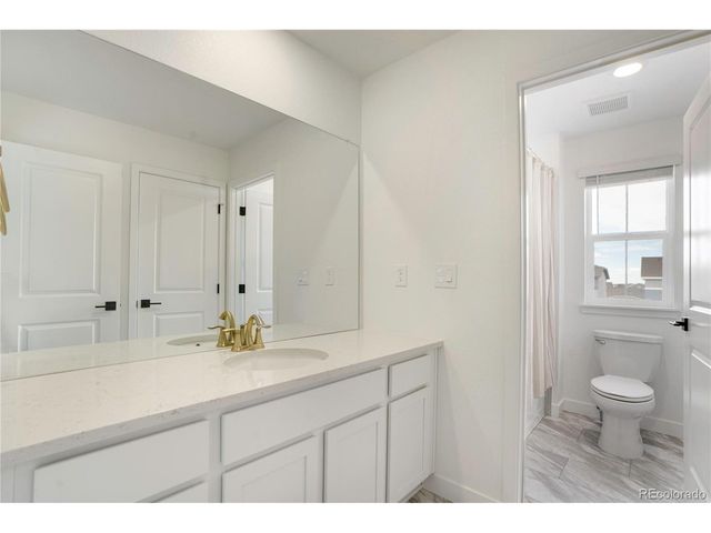 1851 Miranda Rd, Erie, CO 80516