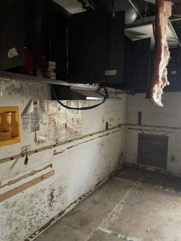 503 W Grand Boulevard, Detroit, MI 48216