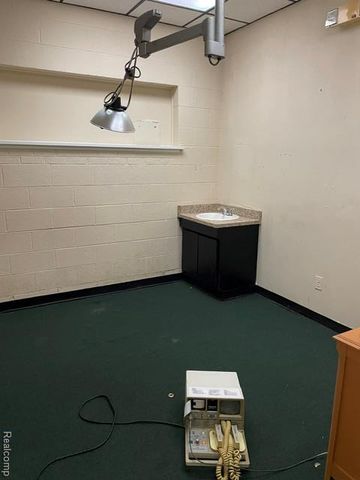 503 W Grand Boulevard, Detroit, MI 48216