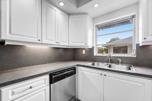 1752 Riverwood Lane, Coral Springs, FL 33071