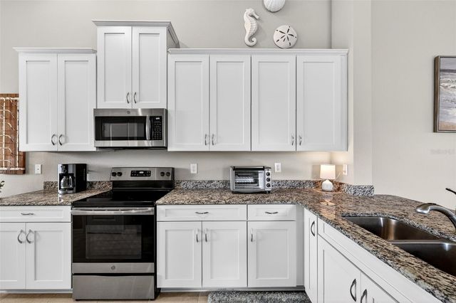 12660 SORRENTO WAY 204, Bradenton, FL 34211