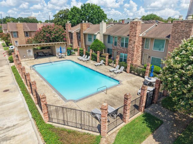 2519 Bering Drive 3, Houston, TX 77057