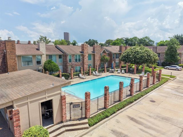 2519 Bering Drive 3, Houston, TX 77057