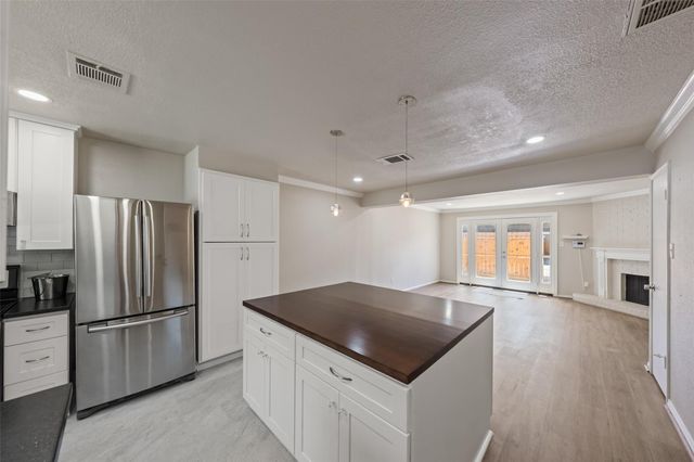 2519 Bering Drive 3, Houston, TX 77057