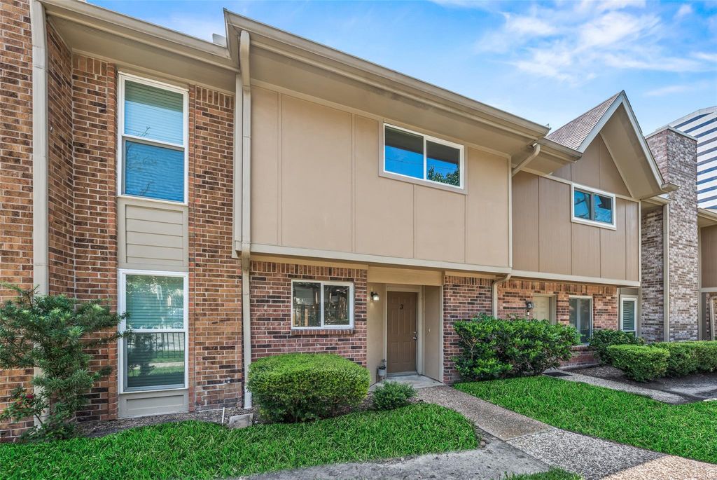 2519 Bering Drive 3, Houston, TX 77057