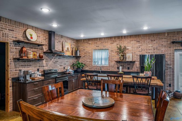 251 Morgan Lane, Section, AL 35771