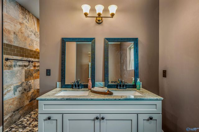 251 Morgan Lane, Section, AL 35771