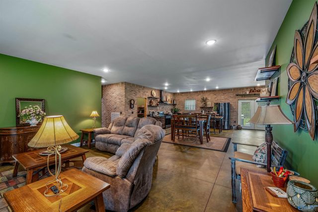 251 Morgan Lane, Section, AL 35771