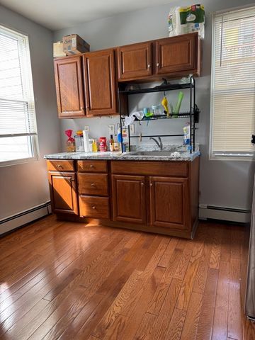 75 Putnam Street, Boston, MA 02128
