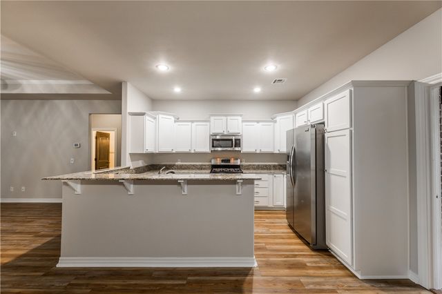 603 Teri Drive, Siloam Springs, AR 72761