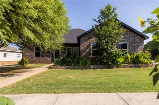 603 Teri Drive, Siloam Springs, AR 72761