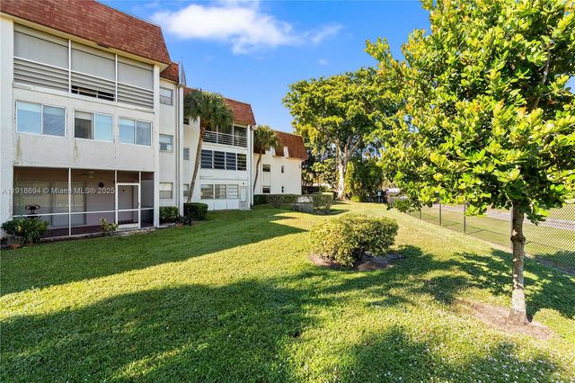 8000 Lagos De Campo Blvd A-104, Tamarac, FL 33321