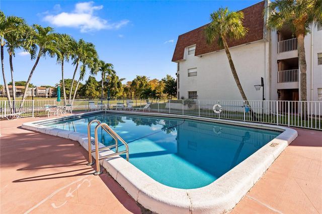 8000 Lagos De Campo Blvd A-104, Tamarac, FL 33321