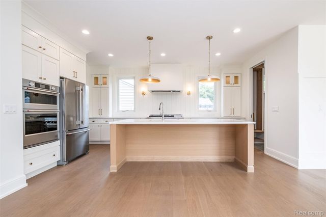 3800 Linwood Avenue, Royal Oak, MI 48073