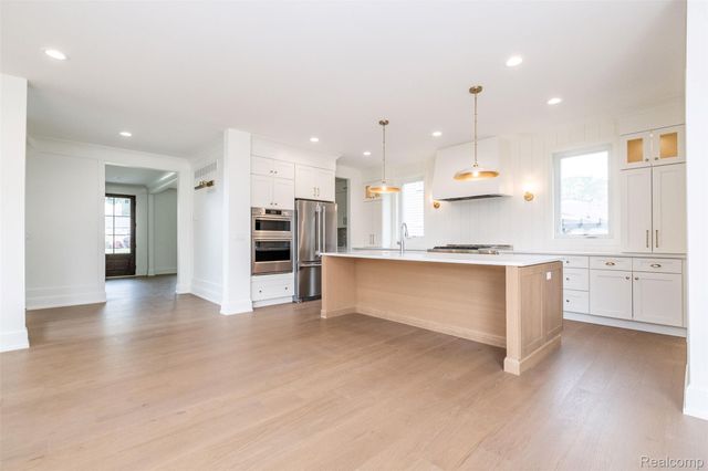 3800 Linwood Avenue, Royal Oak, MI 48073