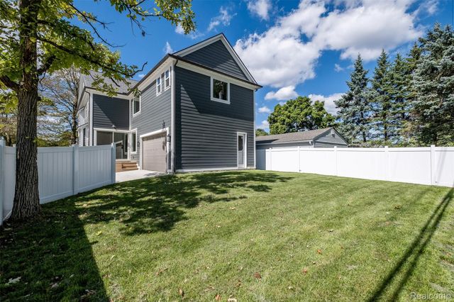 3800 Linwood Avenue, Royal Oak, MI 48073