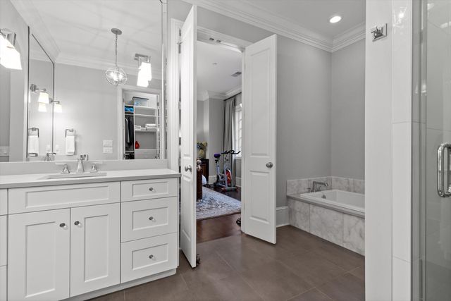 554 Whitehall Road 110, Chattanooga, TN 37405