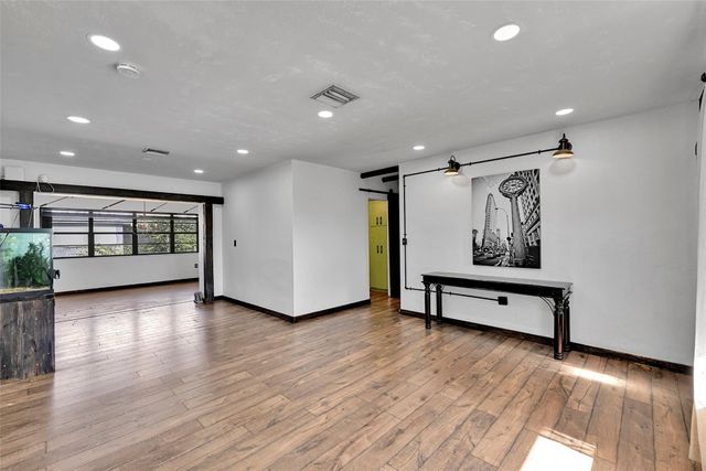 6881 SW 2nd Street, Pembroke Pines, FL 33023