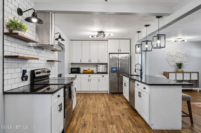 3237 ERNEST Street, Jacksonville, FL 32205