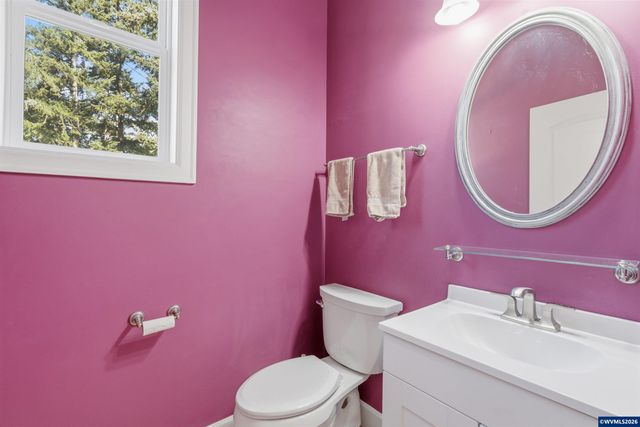 414 Rees Hill Rd SE, Salem, OR 97306