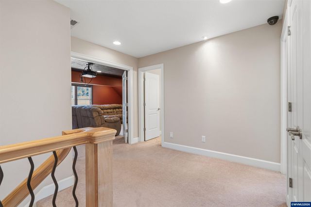 414 Rees Hill Rd SE, Salem, OR 97306