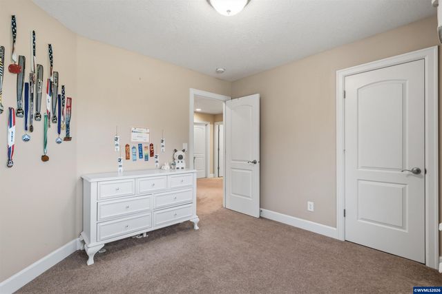 414 Rees Hill Rd SE, Salem, OR 97306