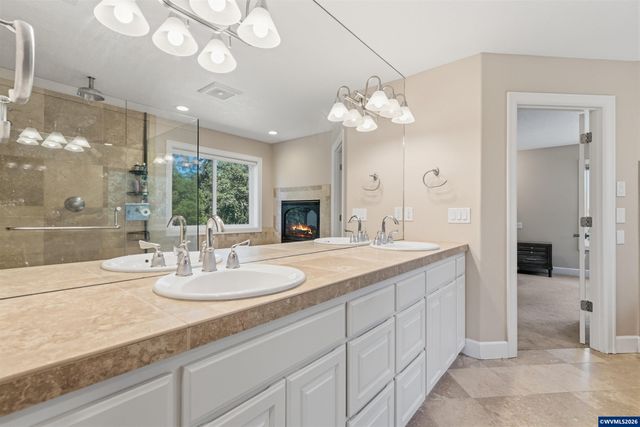 414 Rees Hill Rd SE, Salem, OR 97306