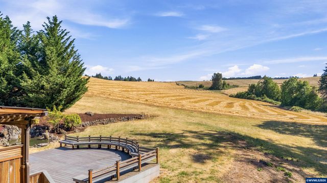 414 Rees Hill Rd SE, Salem, OR 97306