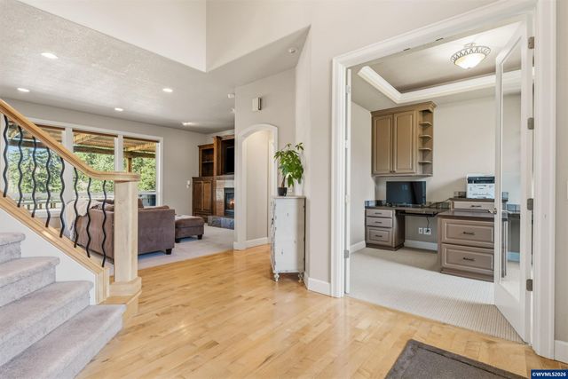 414 Rees Hill Rd SE, Salem, OR 97306