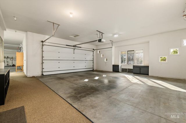 1400 N Razza Way, Eagle, ID 83616