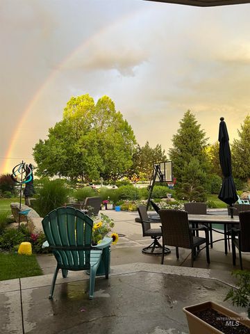 1400 N Razza Way, Eagle, ID 83616