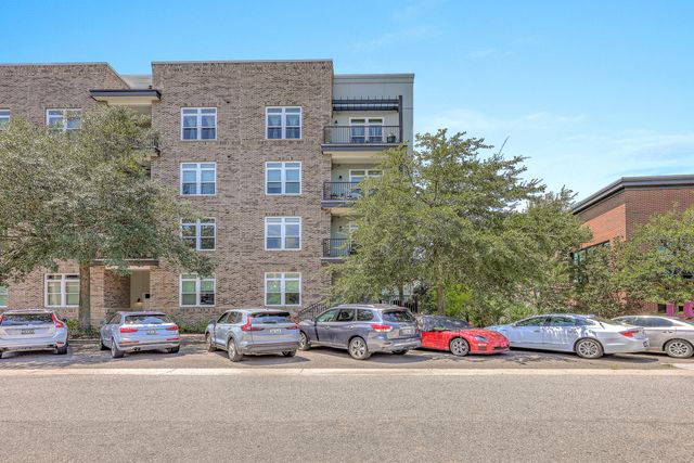 125 Pier View Street 401, Charleston, SC 29492