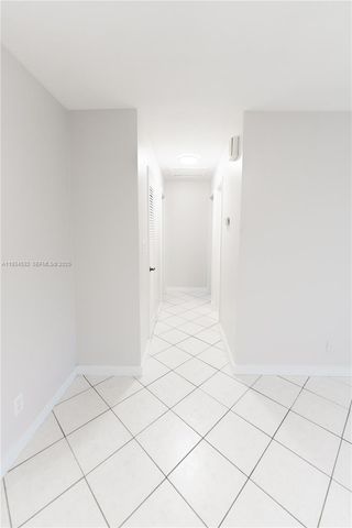 5706 NE 15th Ave, Fort Lauderdale, FL 33334