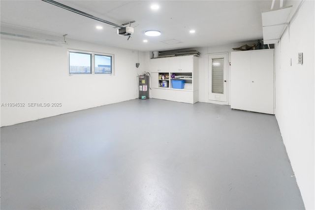 5706 NE 15th Ave, Fort Lauderdale, FL 33334