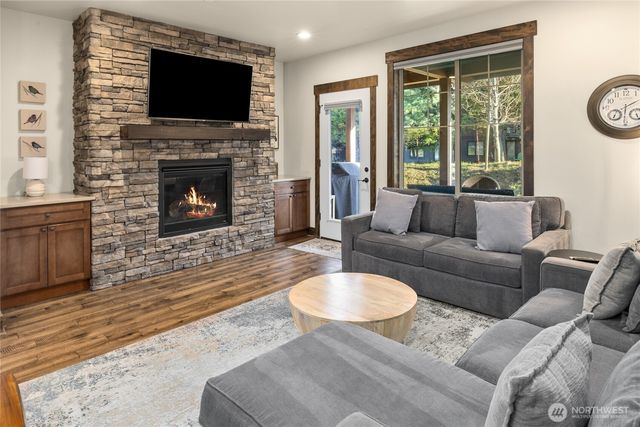 123 Big Hill Drive, Cle Elum, WA 98922