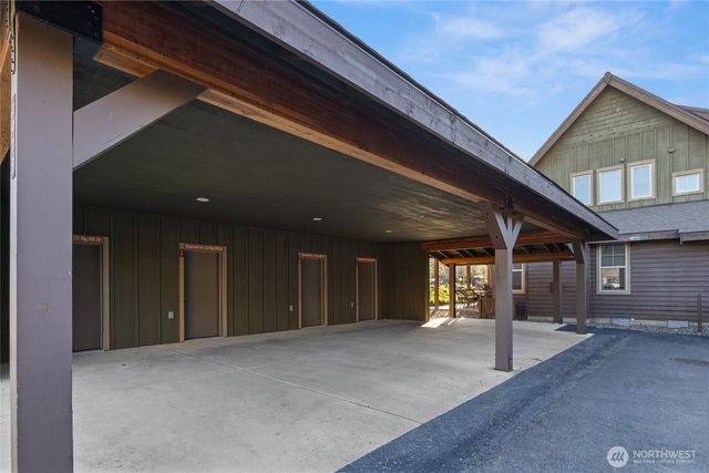 123 Big Hill Drive, Cle Elum, WA 98922