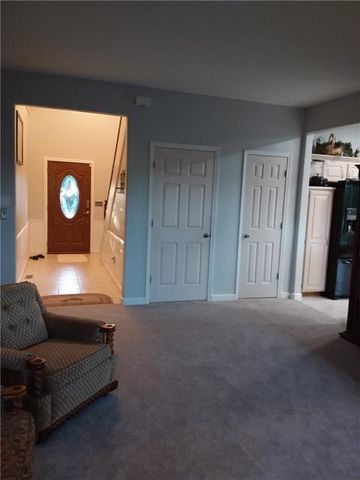 1010 N Prairie Lane, Raymore, MO 64083