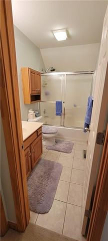 1010 N Prairie Lane, Raymore, MO 64083