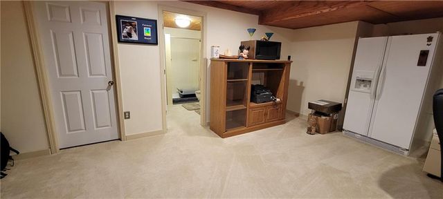 1010 N Prairie Lane, Raymore, MO 64083