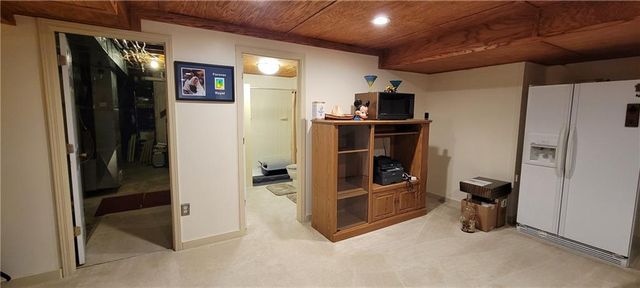 1010 N Prairie Lane, Raymore, MO 64083