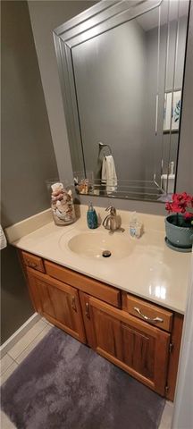 1010 N Prairie Lane, Raymore, MO 64083