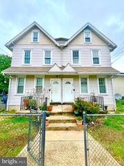 300-302 WASHINGTON ST #300B, Delanco, NJ 08075