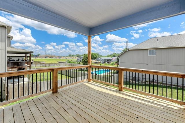 1515 NW Whispering Court, Grain Valley, MO 64029
